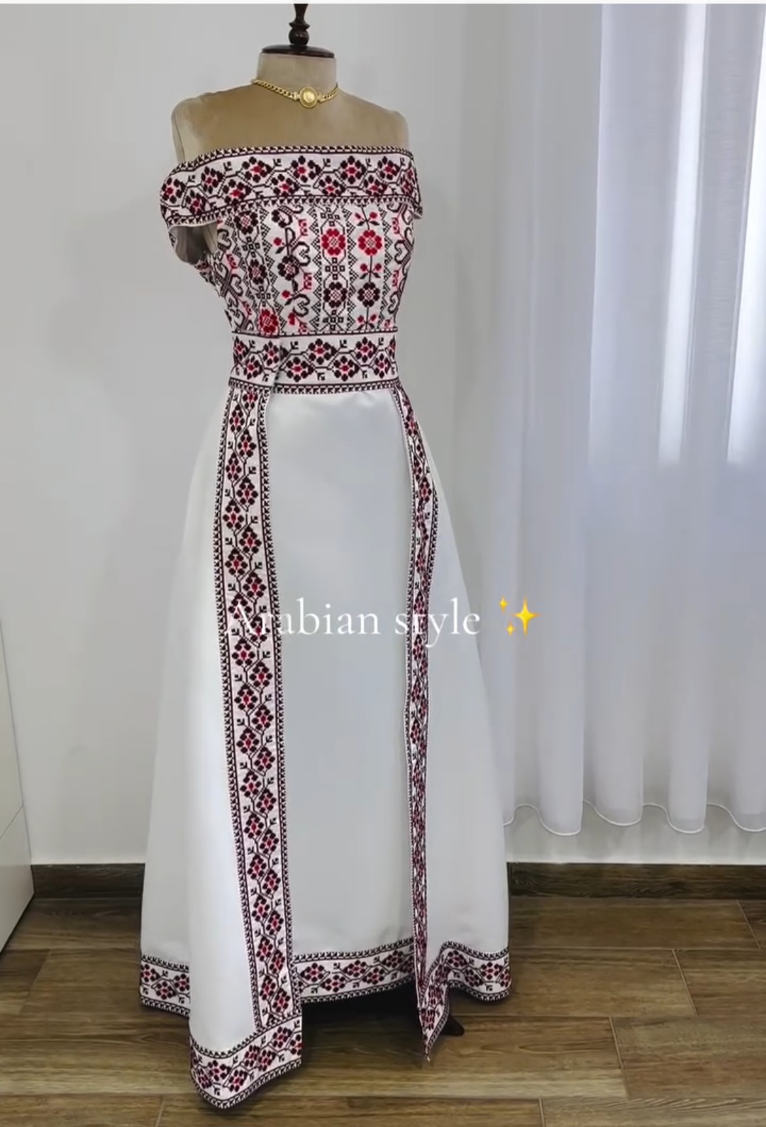 فساتين صبايا مطرزة